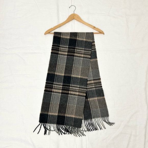 Fraas Cashmere Plaid Scarf - Picture 6 of 7